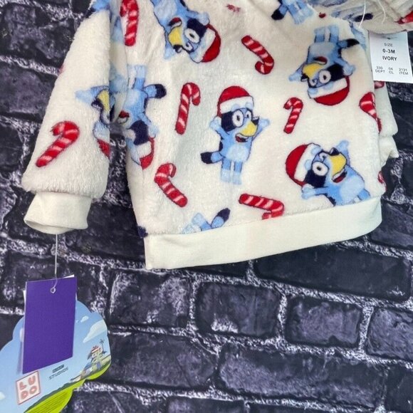 Bluey 0-3 Months 2-pc Bluey Sweatshirt Pant Set Fuzzy Candy Canes Santa Hat - Picture 12 of 12